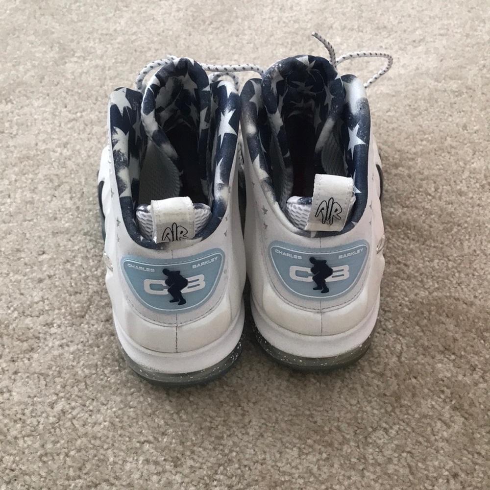 Barkley posite - Picture 5 of 8